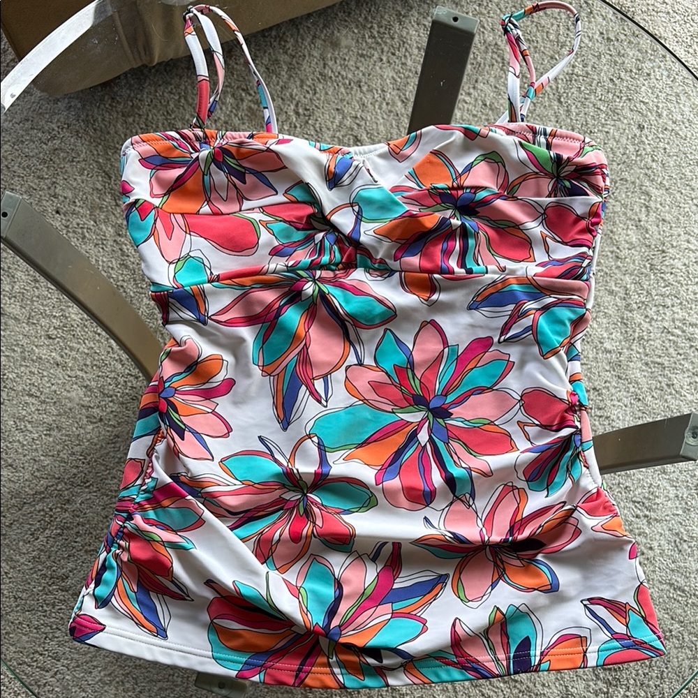 🌟CROFT & BARROW: Multi Color Floral Slimming Bathing Suit Top- Sz 12